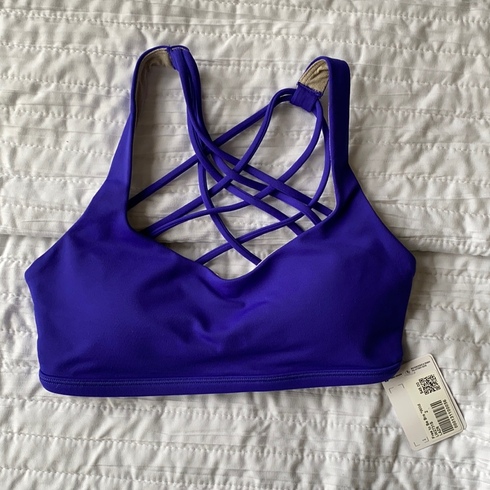 Lulemon free to be bra